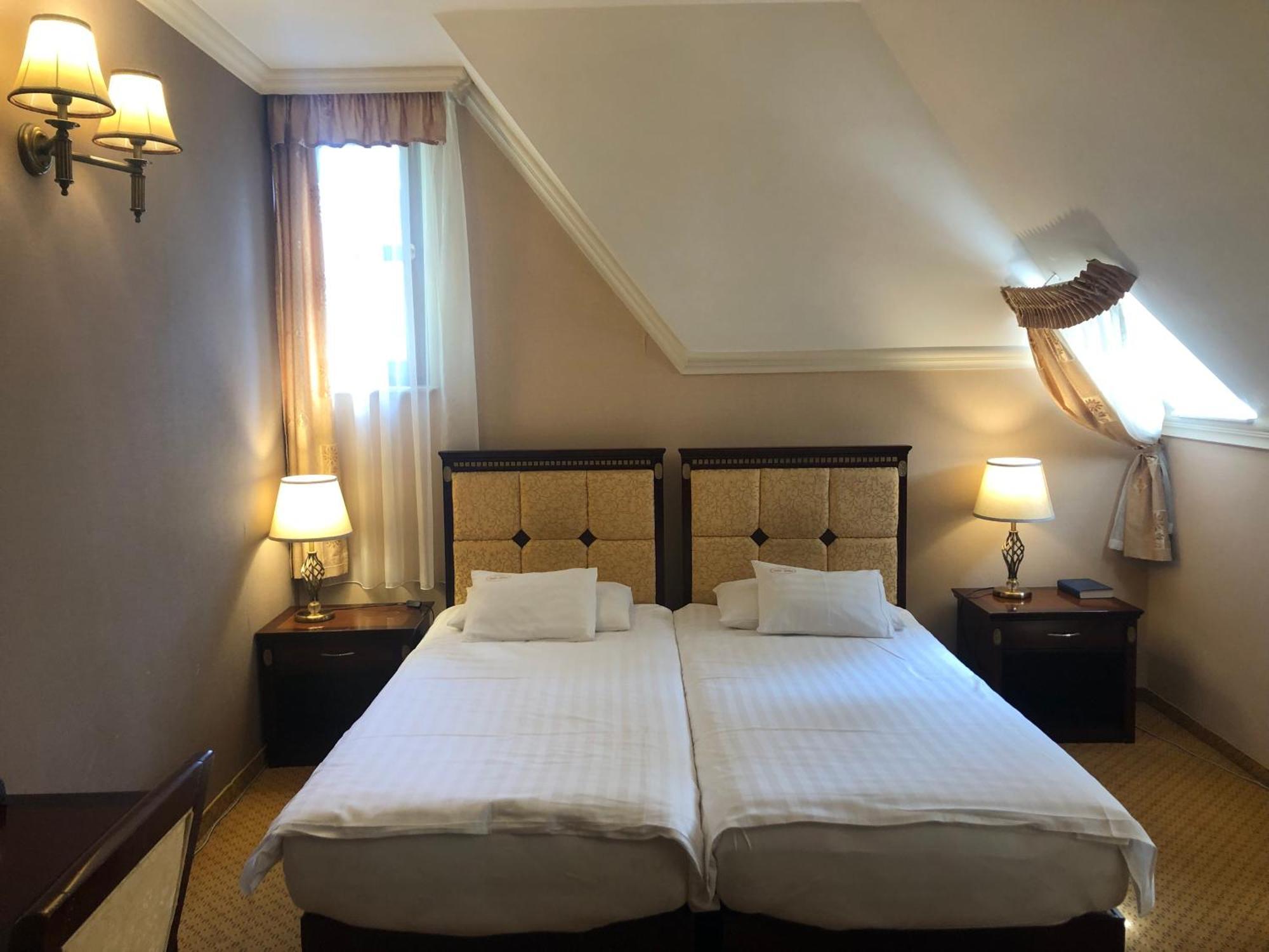 Villa Hotel Ντέμπρετσεν Εξωτερικό φωτογραφία